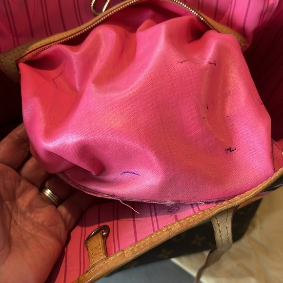 Rare and Retired Louis Vuitton Stephen Sprouse Neverfull Bag with Roses - Picture 13 of 15